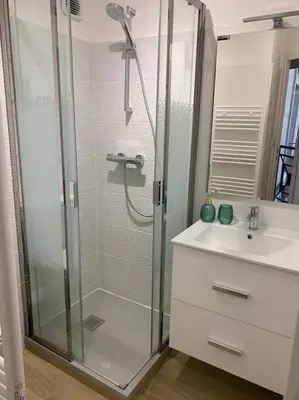 Salle de bains dans l'établissement Nantes Bouffay STUDIO Les machines de l'île