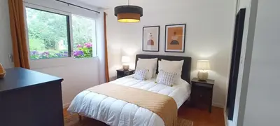 Un ou plusieurs lits dans un hébergement de l'établissement Magnifique villa 5 etoiles avec piscine privee parc 2 ha