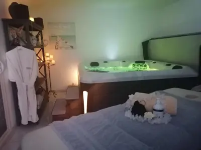 Un ou plusieurs lits dans un hébergement de l'établissement L'INSTANT ZEN NATURISTE ONLY ADULTE