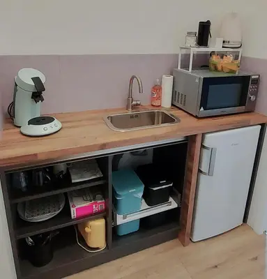 Cuisine ou kitchenette dans l'établissement Chambre proche Puy du fou entrée indépendante, Encas du matin Offert