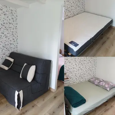 Un ou plusieurs lits dans un hébergement de l'établissement Le Tigîte B&B - entrée privée, petit déj-linge-ménage inclus, dîner-brunch possibles, 2 espaces nuit séparés 1 à 4 personnes
