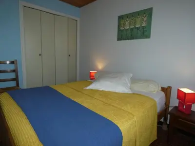 Un ou plusieurs lits dans un hébergement de l'établissement Notre-Dame-de-Monts : Maison 77m², 4 personnes, Animaux admis, Parking - FR-1-540-252