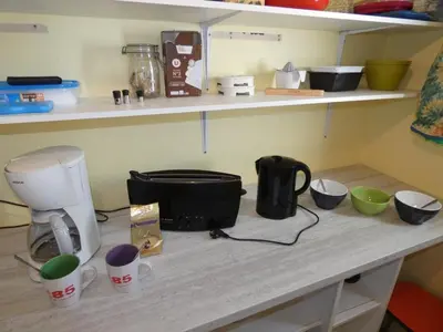 Plateau bouilloire dans l'établissement Notre-Dame-de-Monts : Maison 77m², 4 personnes, Animaux admis, Parking - FR-1-540-252